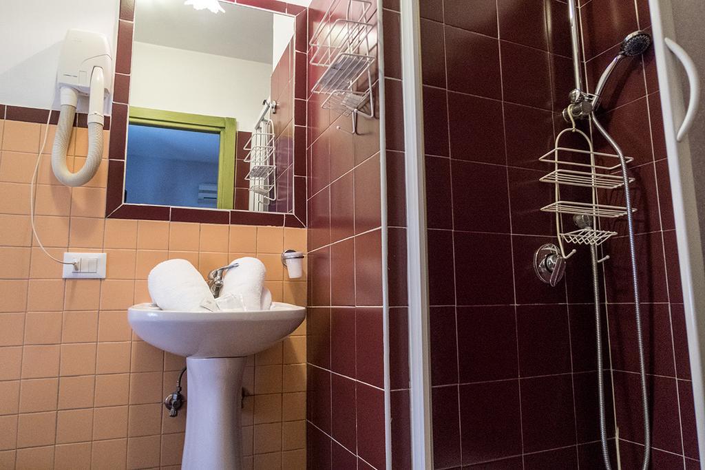 Bb Trastevere Station - Room3 Rome Exterior photo